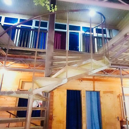 Guesthouse U Moti New Athos ภายนอก รูปภาพ