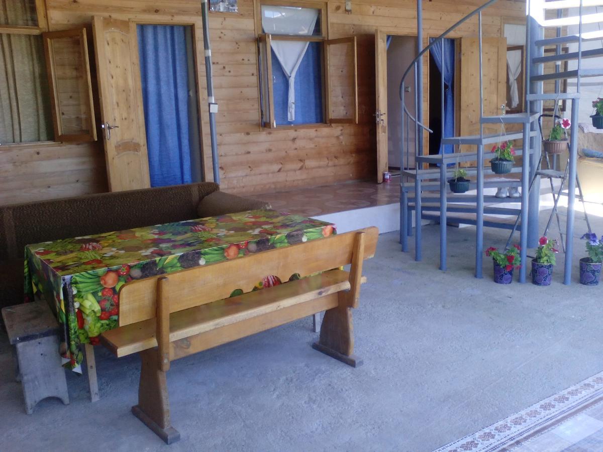 Guesthouse U Moti New Athos ภายนอก รูปภาพ
