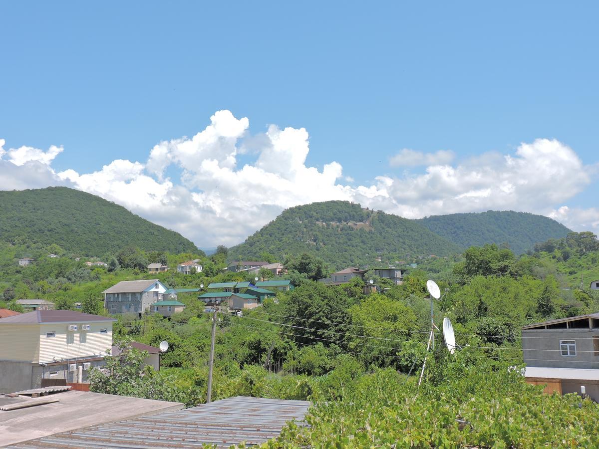 Guesthouse U Moti New Athos ภายนอก รูปภาพ